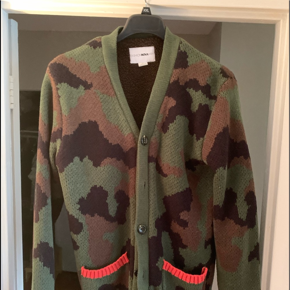 Fleece lined camo cardigan